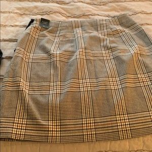 Xs Plaid skirt